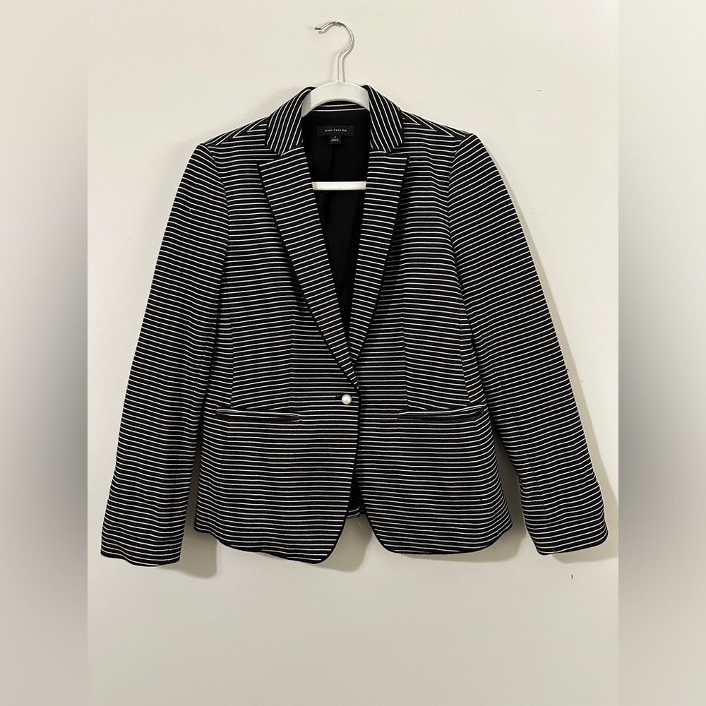 Ann Taylor Blazer